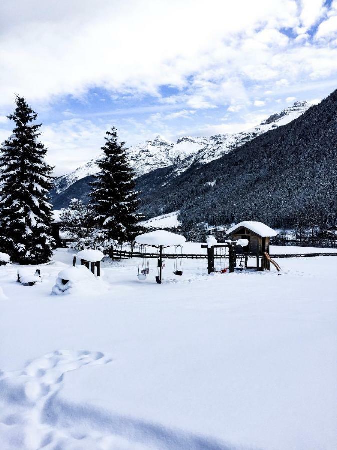 Alpennest Stubai Apartment นอยชติฟ อิม ชตูไปทัล ภายนอก รูปภาพ